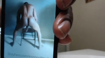 Kissthetipofmydick  11-07-2021